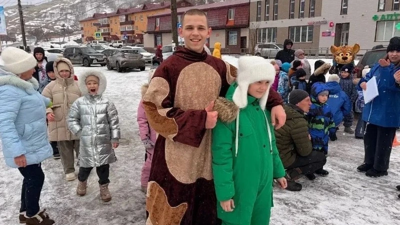 В последний день зимы в Невельске прошел Праздник двора 