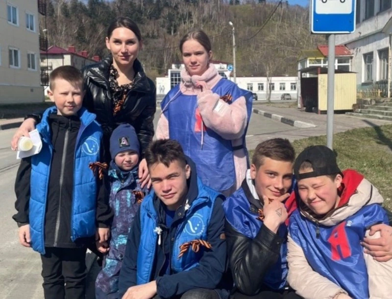 В Невельском районе стартовала традиционная акция "Георгиевская ленточка"