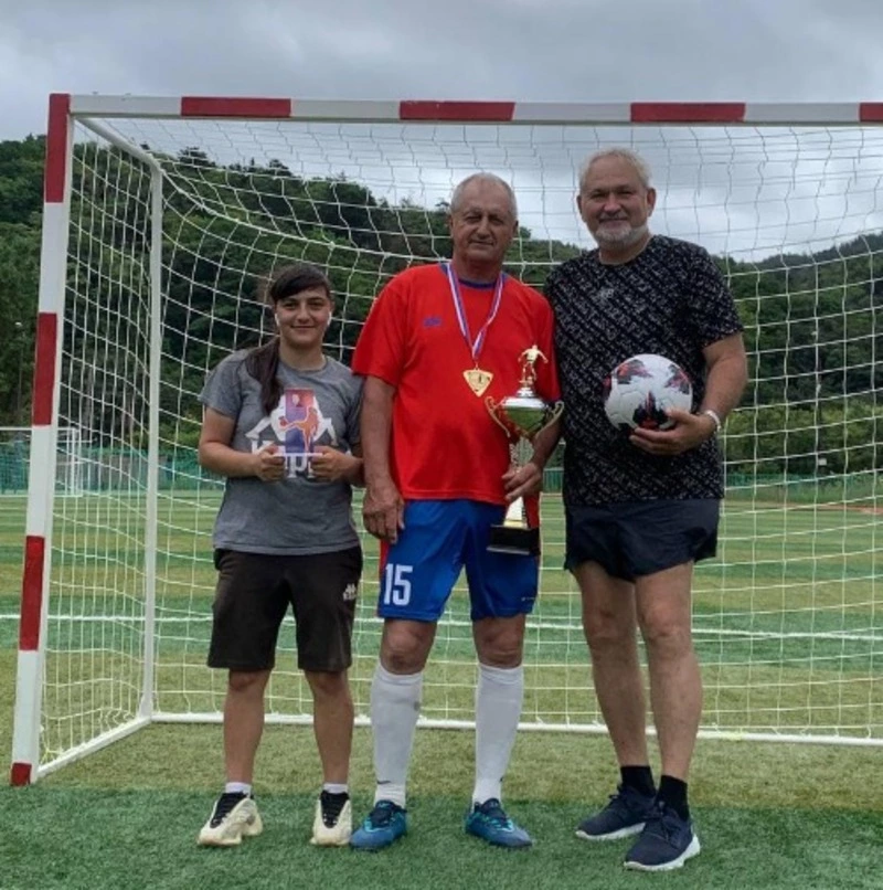 ПОЗДРАВЛЯМ ЮБИЛЯРА С 70-ЛЕТИЕМ!