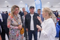 Официальный представитель МИД России Мария Захарова приняла участие в форуме "Крылья Сахалина"