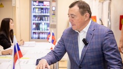 Валерий Лимаренко одним из первых проголосовал на выборах президента РФ