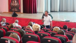 В Невельске прошла встреча мэра Алексея Шабельника с населением