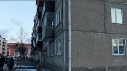 Обращение на прямую линию к губернатору помогло жительнице ускорить ремонт МКД