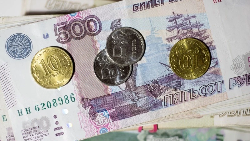 Замена водительских прав и индексация пенсий: что изменится в законодательстве с 1 апреля