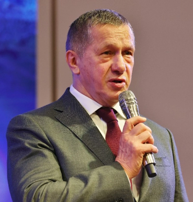 Юрий Трутнев: мы все должны делать Россию сильной и процветающей