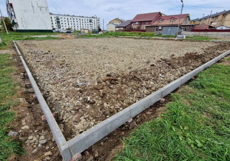 В нашем районе продолжается благоустройство дворовых территорий