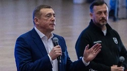Жилье для молодых семей, поездки на диализ и порядок на дорогах:Валерий Лимаренко ответил на вопросы