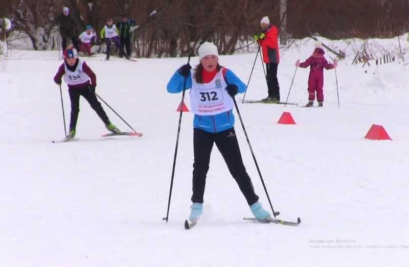 Всероссийский День снега отметили лыжными гонками и развлечениями для детей