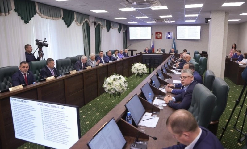 Губернатор Валерий Лимаренко подвел итоги газификации островного региона
