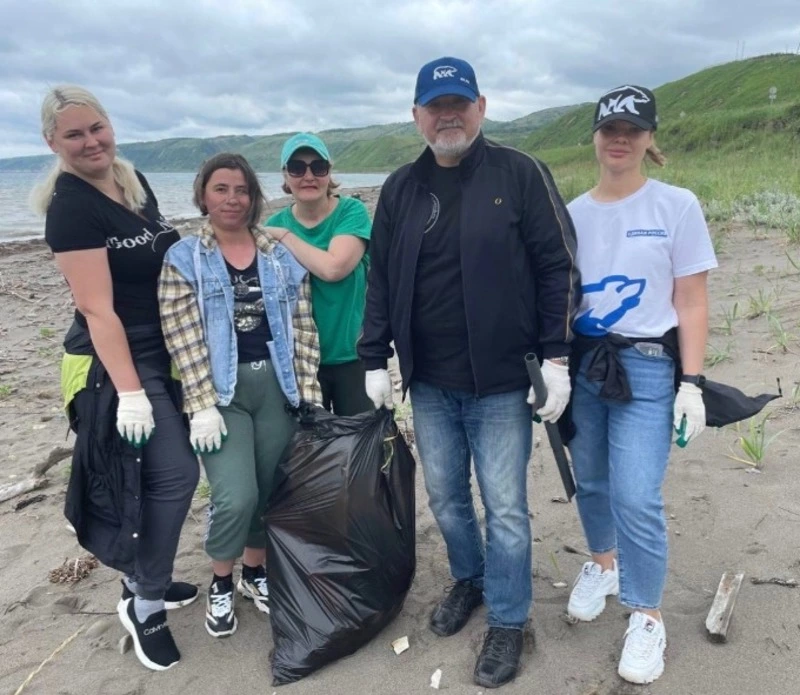 В Невельском районе прошла Всероссийская акция по уборке берегов водоёмов «Вода Росси