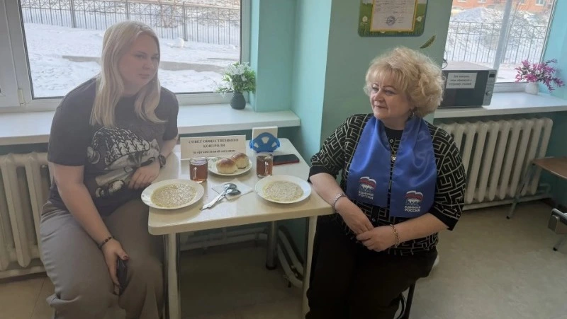 В школе № 3 г. Невельска состоялось заседание Совета общественного контроля за организацией питания