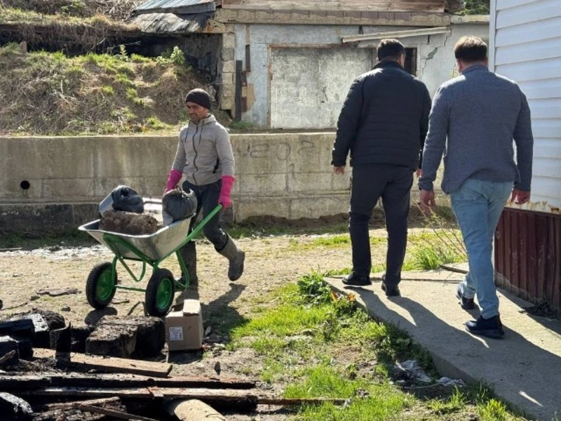 На Сахалине и Курилах с успехом осушают и ремонтируют подвалы